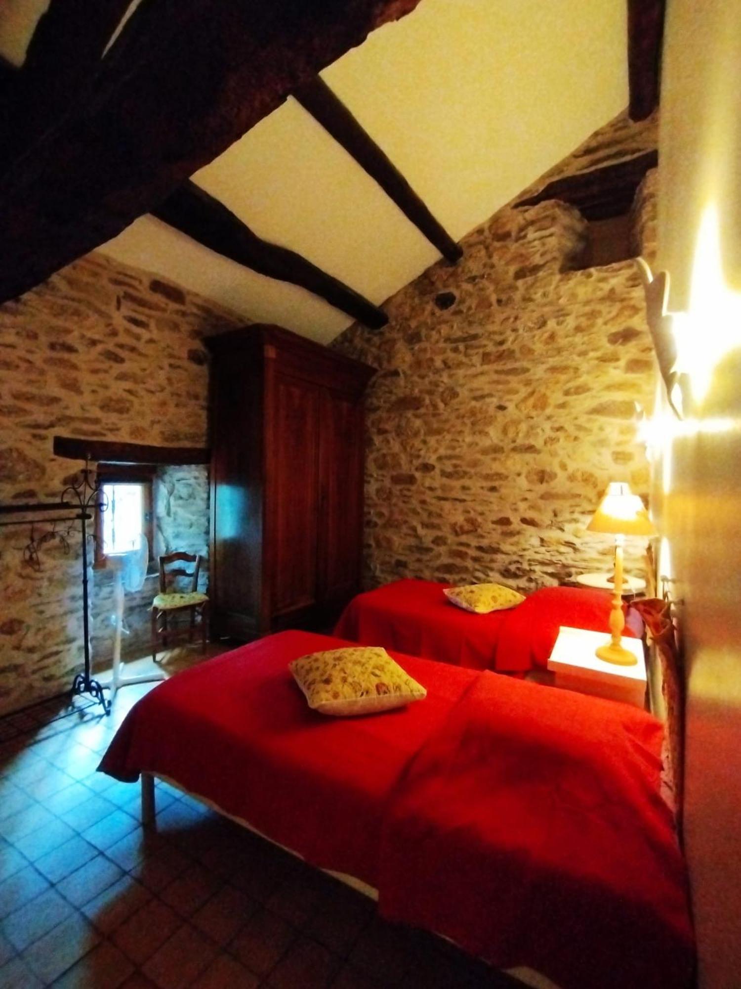 Chateau De Colombieres Sur Orb Buitenkant foto