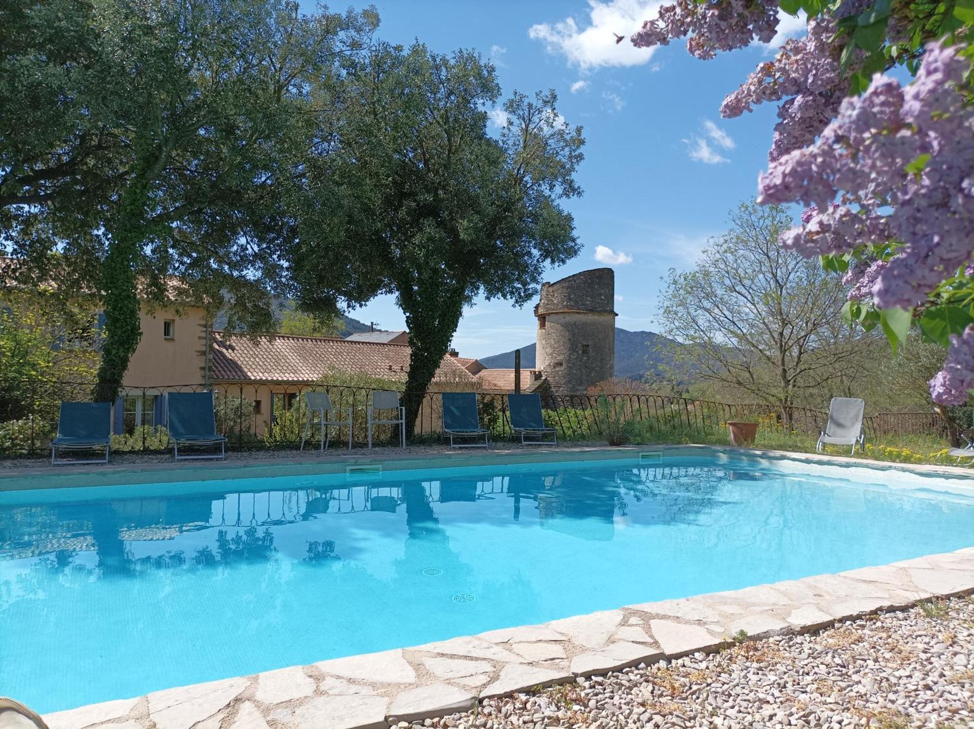 Chateau De Colombieres Sur Orb Buitenkant foto